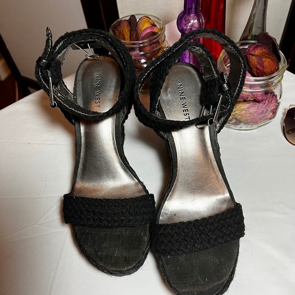 Nine West Shoes - NINE WEST Black Wedge Platform Sandals Size 8M